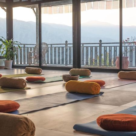 Green Hills Yoga Retreat Pokhara Exterior foto