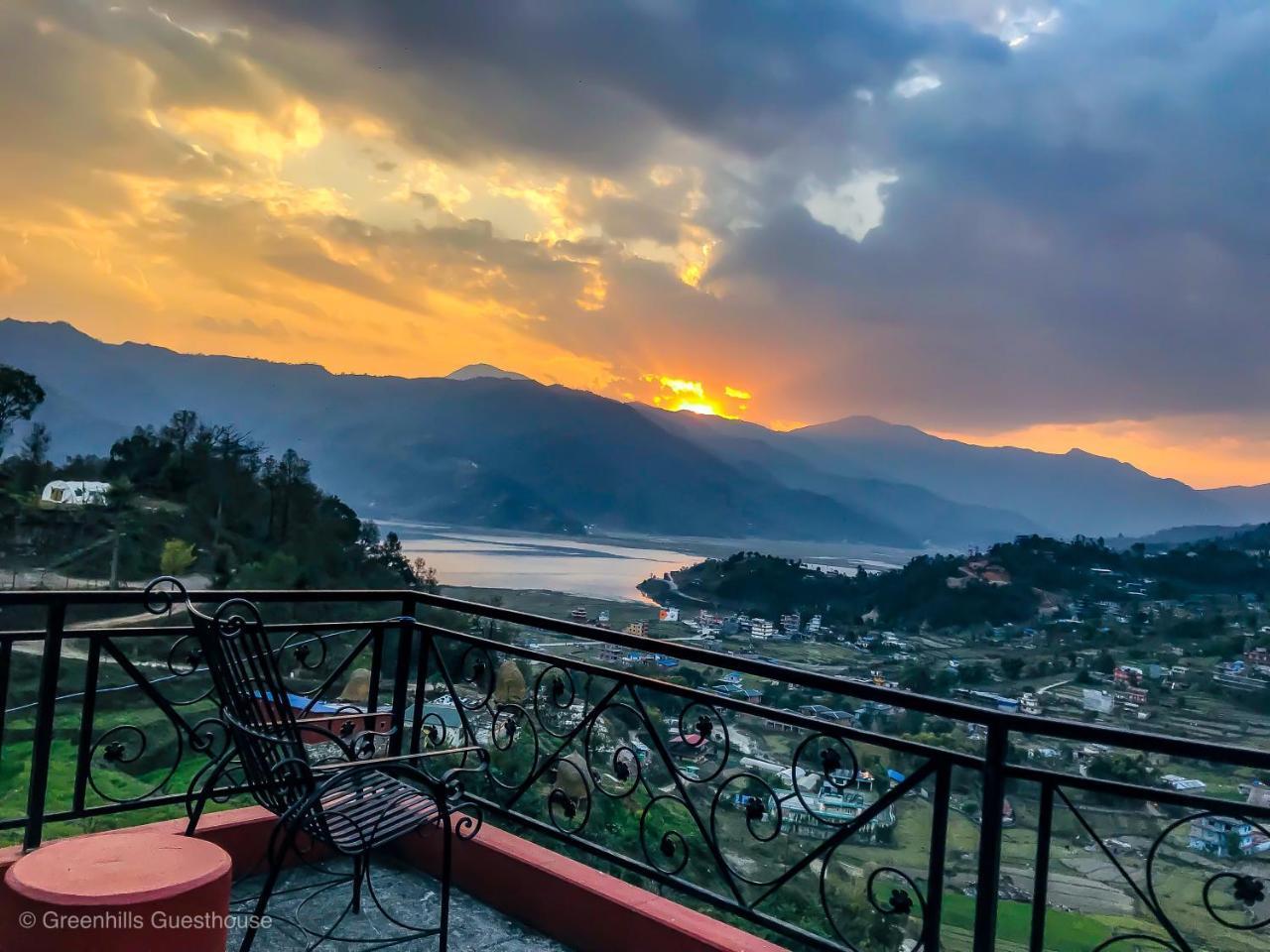 Green Hills Yoga Retreat Pokhara Exterior foto